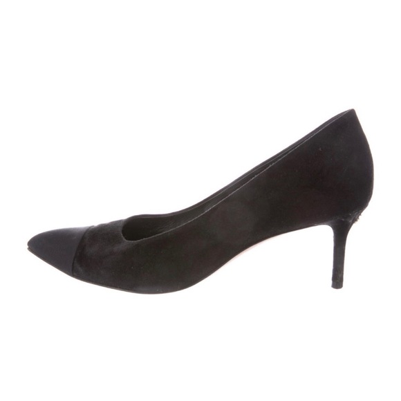 Chanel Interlocking CC Logo Heels - Picture 3 of 5